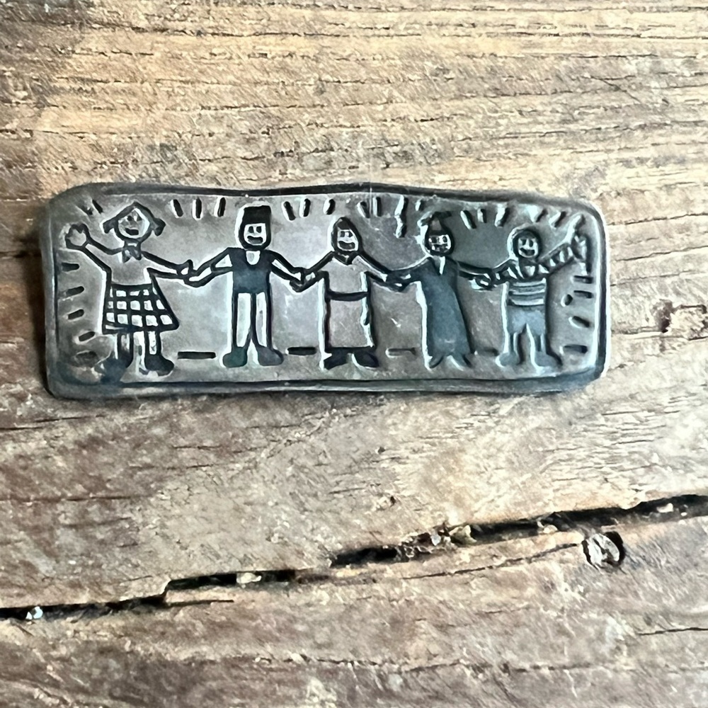 ESTATE STERLING SILVER SAVE CHILDREN MEXICO PIN BROOCH